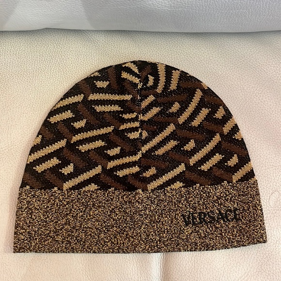 Versace unisex La Greca logo monogram beanie NEW - Picture 2 of 6